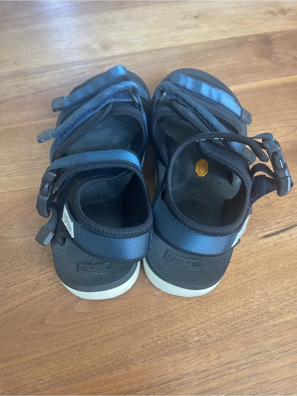 Vibram Men's Black Multi-Strap Sport Sandals with Adjustable Closures 12